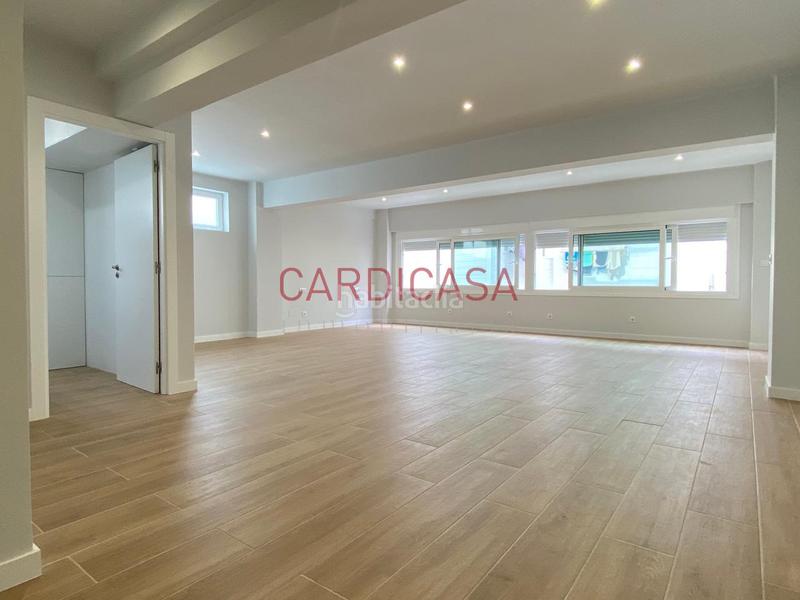 Foto c1aa319f-97b7-4a85-bd01-cef66014e25b. Alquiler local comercial en Plaza España - Corte Inglés Vigo