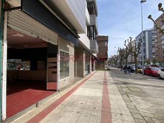 Locale commerciale in Martinez Garrido
