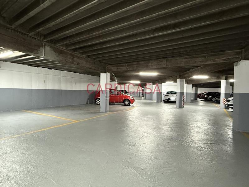 Foto 12c6cb22-b434-48f5-a3af-901212cb2234. Aparcament cotxe a Plaza España - Corte Inglés Vigo