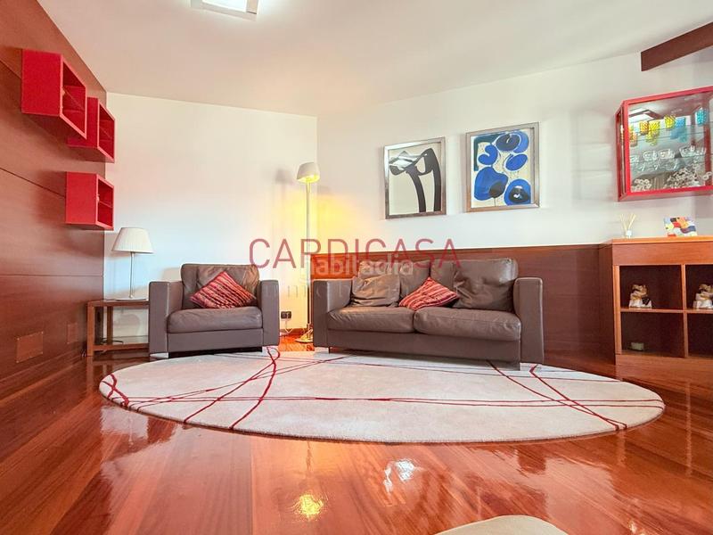 Foto 511d0e49-61a0-4648-bc19-a9f407e8132b. Alquiler piso en Plaza Independencia Vigo