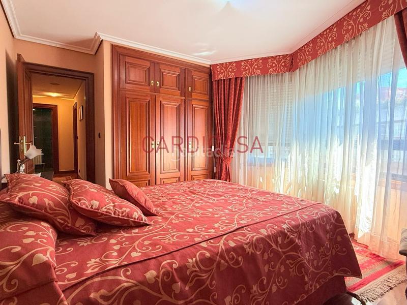 Foto 72fd29ff-08f9-49bf-a0d3-0d57ceda3c57. Alquiler piso en Plaza Independencia Vigo