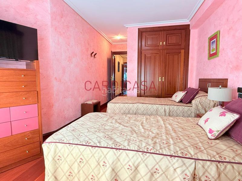 Foto c37765ee-301c-47e1-9e19-5c6a27a2b3f2. Alquiler piso en Plaza Independencia Vigo