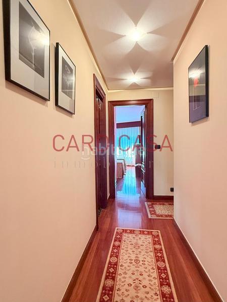 Foto c9748d4c-8832-4867-821a-6701822d8c1f. Alquiler piso en Plaza Independencia Vigo