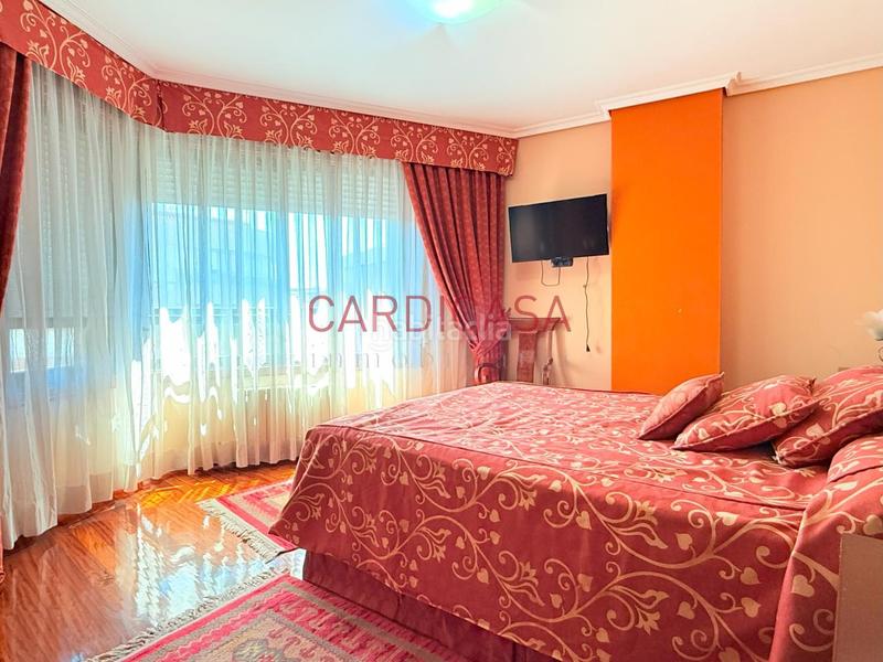 Foto f2c3bed7-362d-4bf8-89ee-48c3709690f9. Alquiler piso en Plaza Independencia Vigo