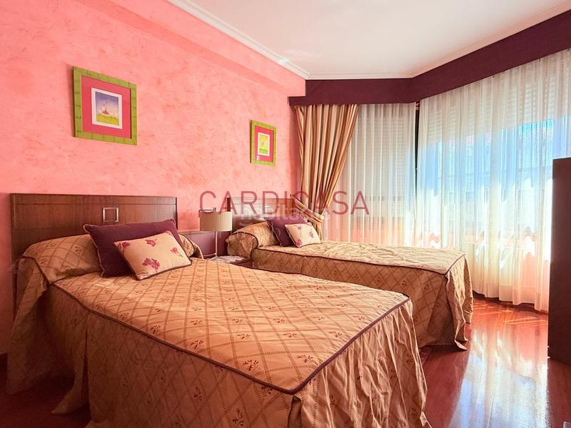 Foto ffebe2ed-fa3e-455a-a299-d299c87d62a9. Alquiler piso en Plaza Independencia Vigo