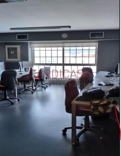 Foto 2646e261-1fa5-4e84-96f9-45c1cf091e61. Rent business premise in Casablanca - Calvario Vigo