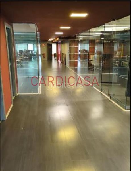 Foto 5000f7c9-ffd3-4bc4-a4c6-b25b889ed820. Location local commercial dans Casablanca - Calvario Vigo