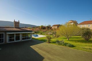 House  Paredes