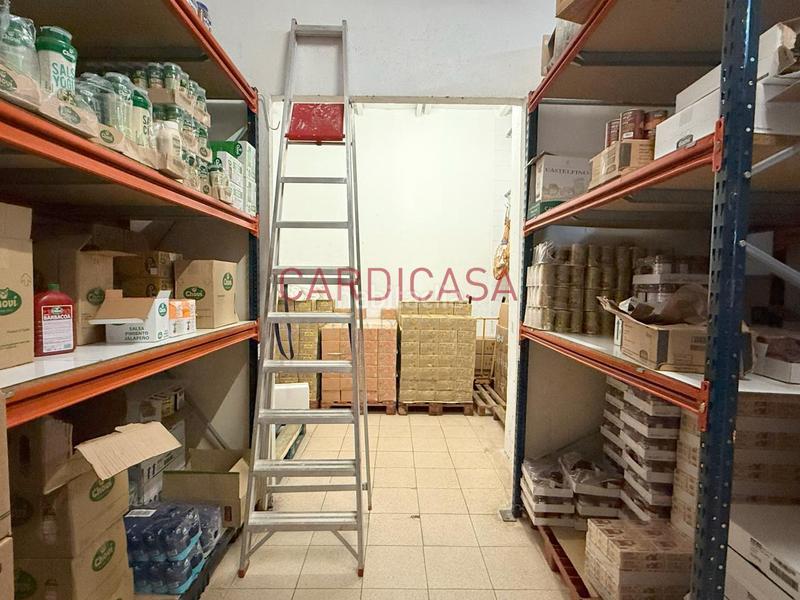 Foto c8347729-b1f2-4a26-adb3-c991d06cdaf3. Geschäftsraum in Camelias - Pi y Margall Vigo