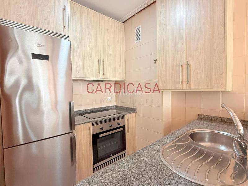Foto 8be51b9d-3b79-4e36-bbc4-43d51ed4cc69. Miete etagenwohnung mit heizung parking in Navia Vigo