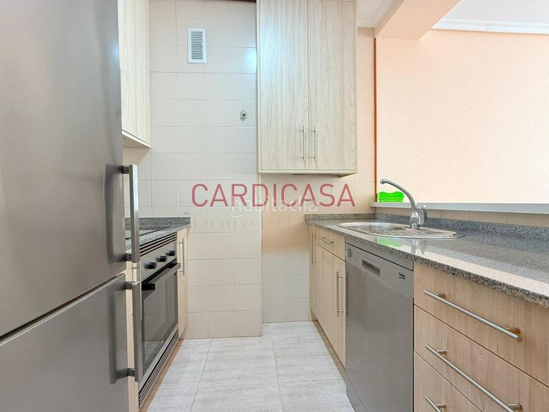 Foto 489de1d1-ea5c-4df2-9aa9-2485e3119a71. Rent flat with heating parking in Navia Vigo