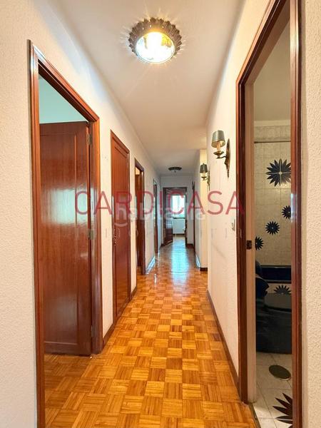 Foto 6122f6e4-ba3f-481e-b618-e09507f43ef0. Piso en Plaza España - Corte Inglés Vigo