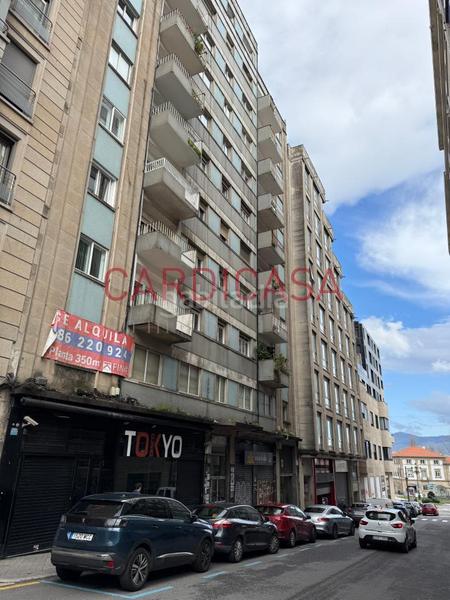 Foto a7bae62c-b911-4ecc-818a-77b0793e2b0d. Local comercial en Centro - Areal Vigo