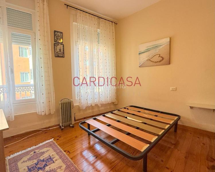 Foto b35d6c63-7baf-4125-8852-ceecd1f6dfd9. Appartamento con riscaldamento in O Castro Vigo