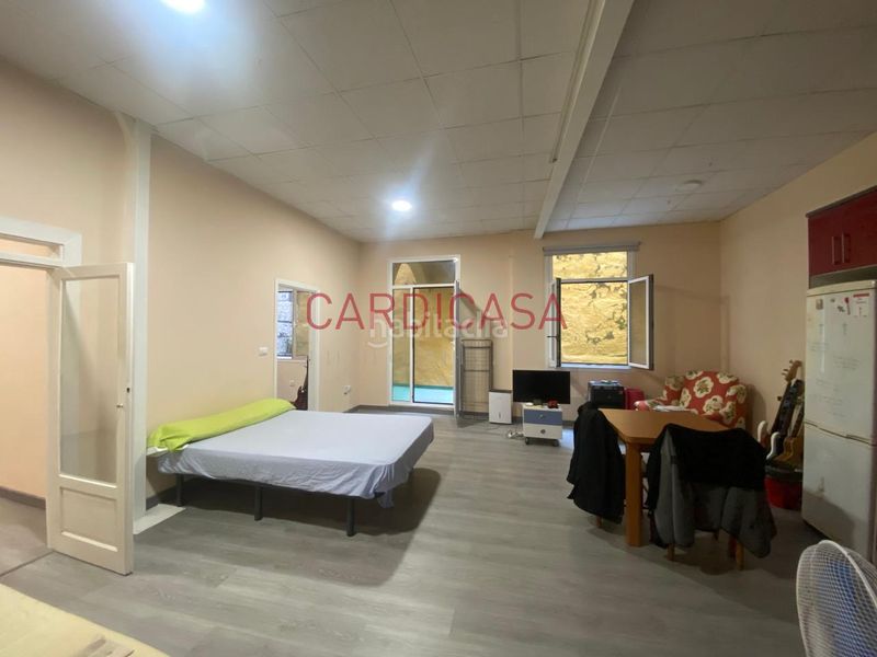 Foto 19b810f4-2d83-451e-9deb-44b1b7fa7784. Local comercial a O Castro Vigo