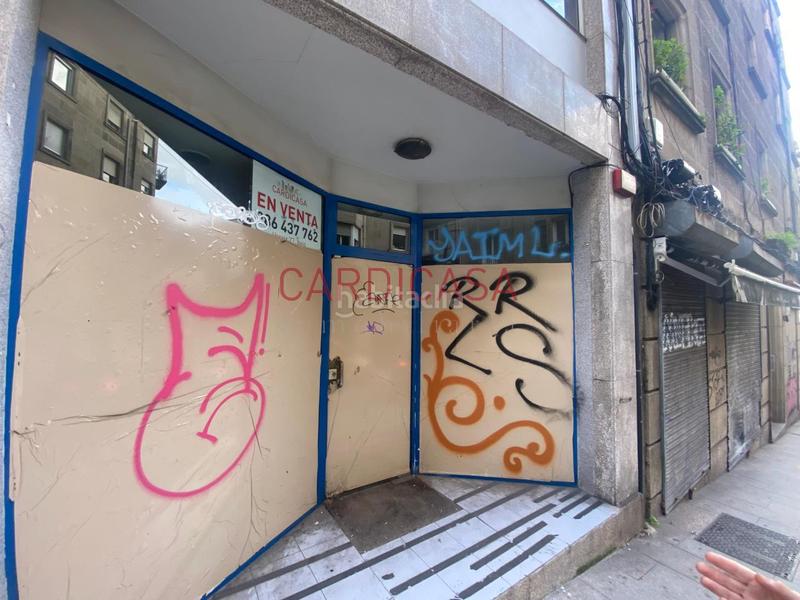 Foto b4a36d4a-4a57-4366-afe8-9e20c9684132. Local commercial dans Plaza España - Corte Inglés Vigo