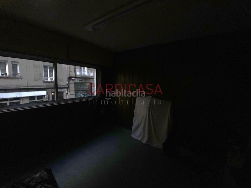 Foto f86d045d-9932-4df4-be8d-735b0219a7af. Local commercial dans Plaza España - Corte Inglés Vigo