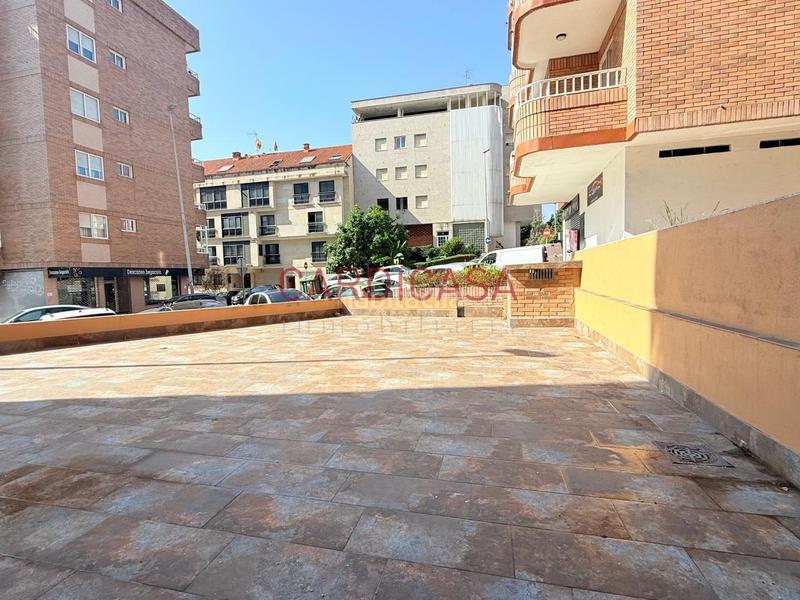 Foto 4804312e-649c-49ed-b7af-174d93220dbd. Locale commerciale in Casablanca - Calvario Vigo
