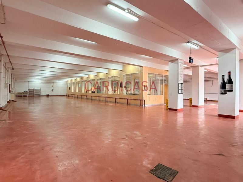 Foto d84e017b-a19d-4d7d-9911-79a17ea67051. Nave industrial en Redondela