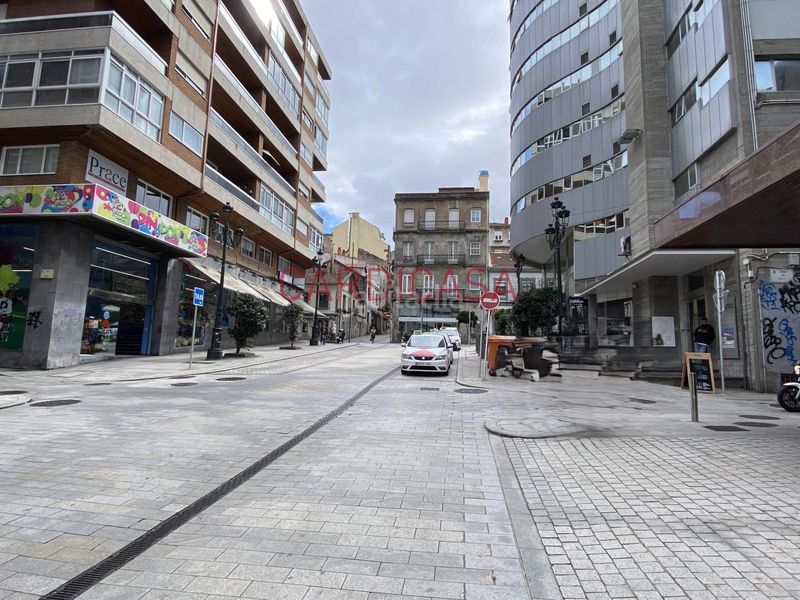 Foto cfdc5c21-1a1e-4de5-9a7d-5bb6909b703f. Aparcament cotxe a Centro - Areal Vigo