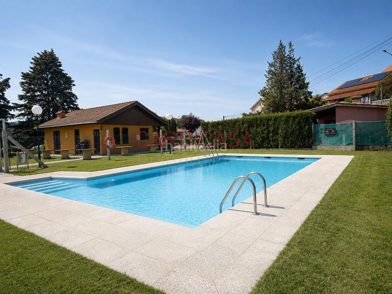 Foto a6c8b633-6674-46e8-9d1c-9334a24125e4. Xalet amb calefacció aparcament piscina a Mos
