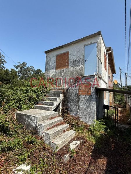 Foto 5990b85f-fa7d-4b5a-9649-94e752c3cc9e. Casa a Sardoma - Castrelos Vigo