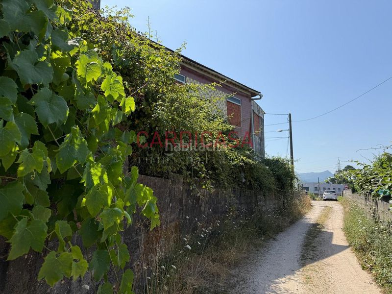 Foto 69972cfd-b390-4381-950c-4bd6a8b7955b. Casa a Sardoma - Castrelos Vigo