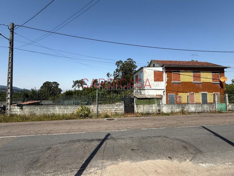 Foto b1a3c0f8-eebf-4650-900c-d6bba2cca384. Casa a Sardoma - Castrelos Vigo