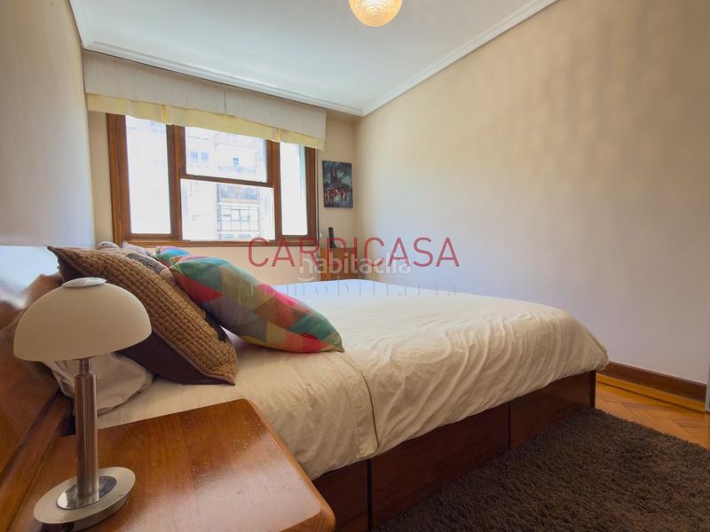 Foto fab31fe8-cf56-47aa-9055-0140cad1ac52. Pis amb calefacció aparcament a Teis Vigo