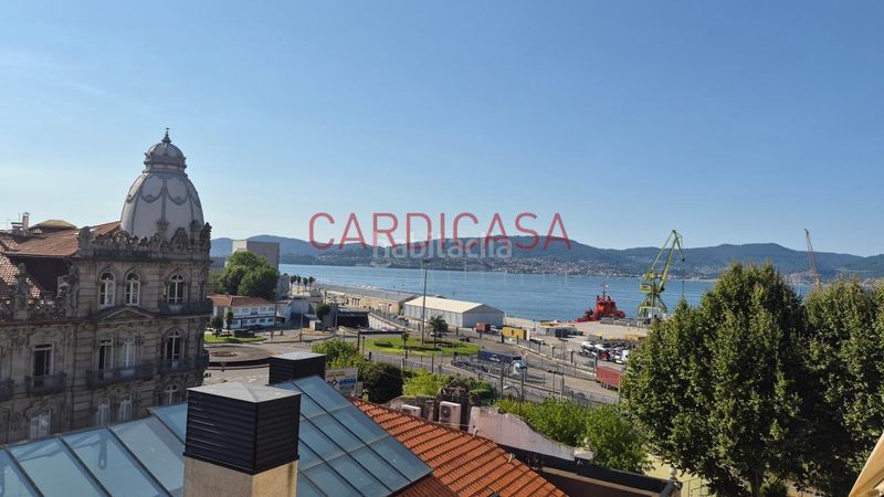 Foto 00d3eb6d-bf71-4ccb-8fe3-c5994d4771c7. Pis amb calefacció aparcament a Centro - Areal Vigo