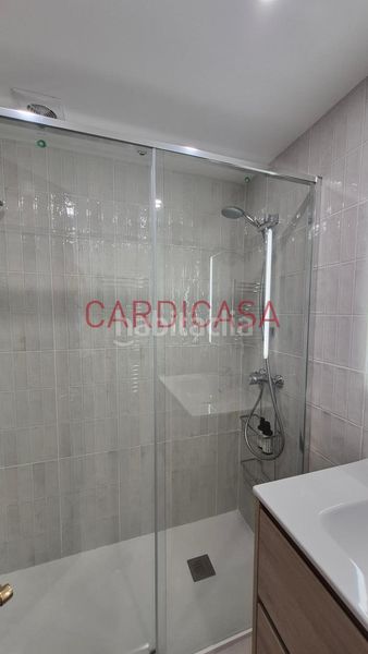Foto 06eb6e89-acf9-45a0-8aee-cf374a311d94. Rent flat with heating in Plaza Independencia Vigo