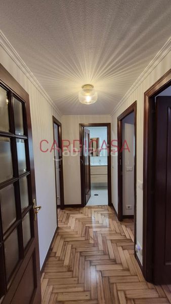 Foto f80bf445-06c5-402c-92a4-58aa062073cb. Rent flat with heating in Plaza Independencia Vigo