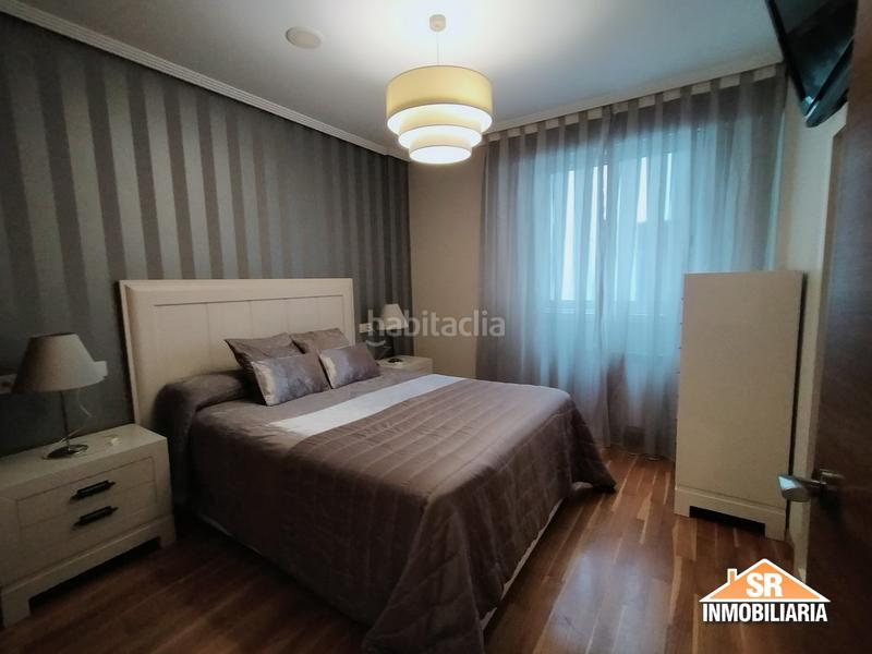Foto 83d8c95b-d897-44ce-92a0-600d18ad75ac. Alquiler apartamento centrico en Monte Alto - Zalaeta - Atocha Coruña (A)
