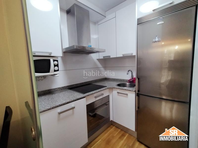 Foto 3cbcd88e-b098-4813-a1bb-f3f077a2f898. Rent apartment with heating parking in Monte Alto - Zalaeta - Atocha Coruña (A)