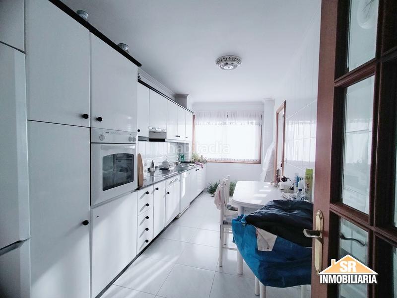 Foto 18de0ad9-3b05-4078-a05a-08292fc205e0. Miete etagenwohnung in Monte Alto - Zalaeta - Atocha Coruña (A)