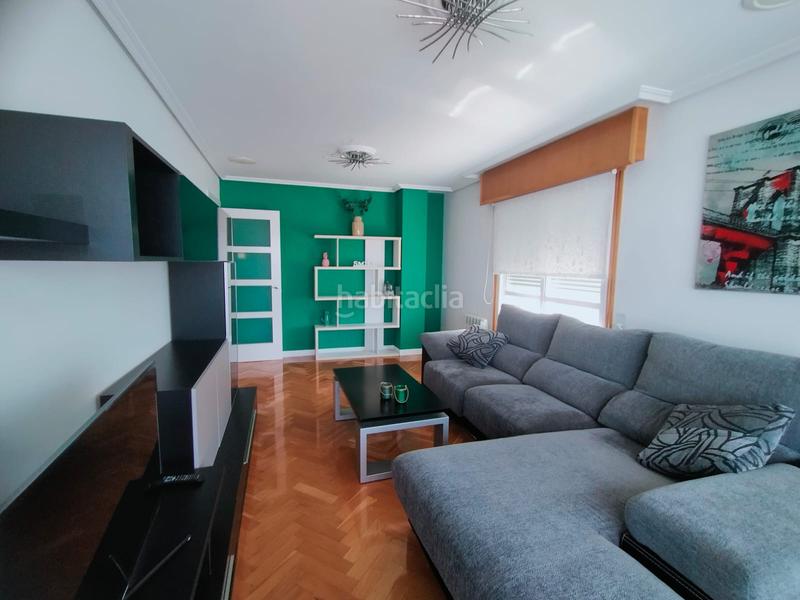 Foto d99608de-c02c-42a7-b26b-8a7859e070c7. Rent flat with heating parking in Riazor - Visma Coruña (A)