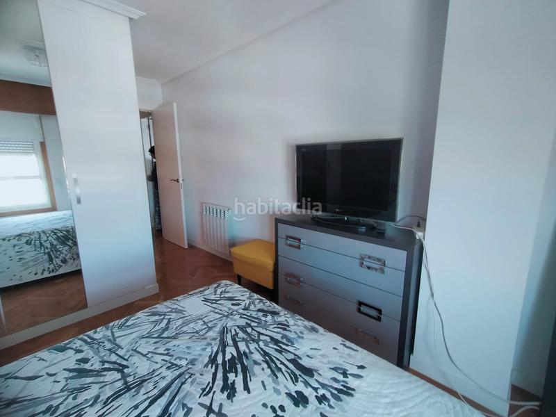 Foto f26c5362-240e-4e94-9ba4-a5d6f9ddd561. Rent flat with heating parking in Riazor - Visma Coruña (A)