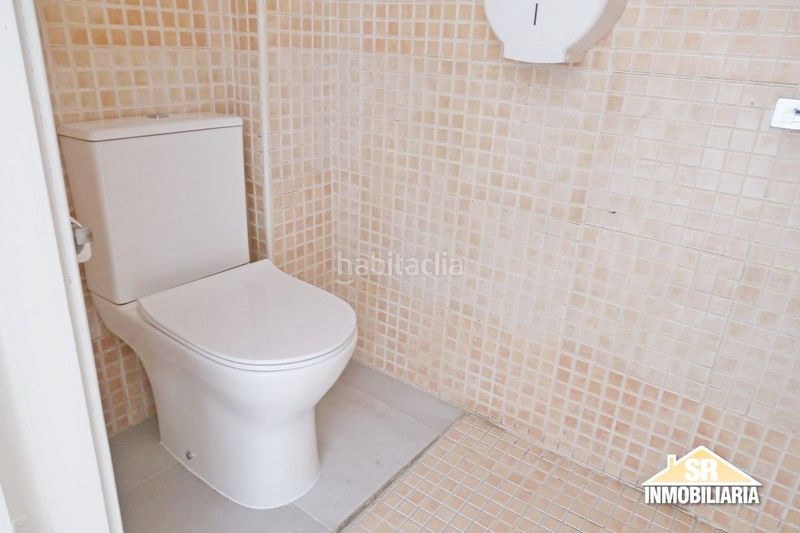 Foto 7f9b27c5-323a-4236-92f5-0b568def09b9. Rent business premise in martinete 84 in Someso - Matogrande Coruña (A)