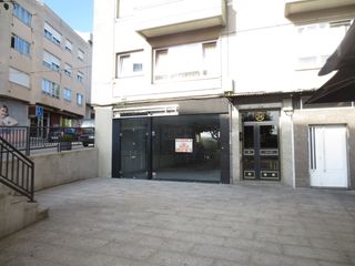 Local Comercial a Rúa Constitución 26