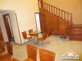 Alquiler Local Comercial  Rúa orillamar. Alquiler local hosteleria, bien situado, al lado de plaza de esp