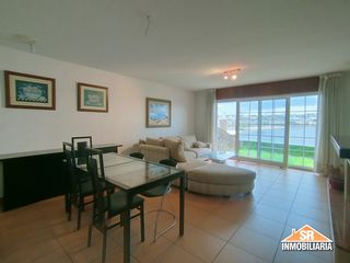 Semi detached house in Avenida República Arxentina