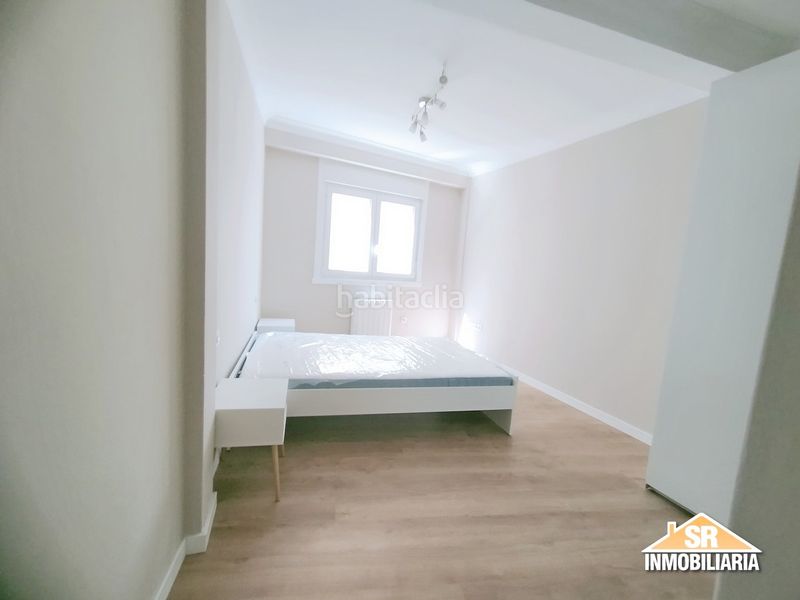 Foto 3d995cee-64f8-4e69-9711-5de2a9f7358a. Rent flat with heating in Monte Alto - Zalaeta - Atocha Coruña (A)