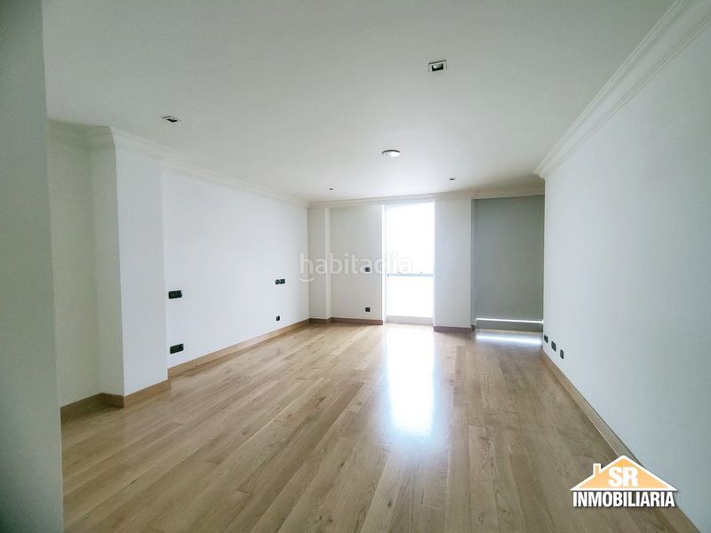 Foto 1b4b242f-f36c-4d21-b6fd-4571e2669508. Rent flat with heating in Monte Alto - Zalaeta - Atocha Coruña (A)