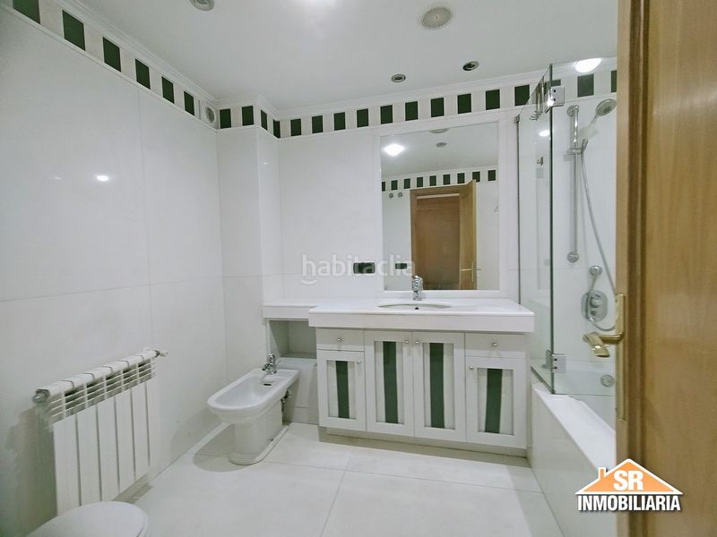 Foto 2a6aafca-7c19-494b-bad9-a0e337361613. Rent flat with heating in Monte Alto - Zalaeta - Atocha Coruña (A)