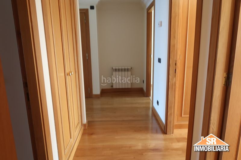 Foto 56d7e622-e43a-46f5-8024-940c0ac79d37. Rent flat with heating in Monte Alto - Zalaeta - Atocha Coruña (A)