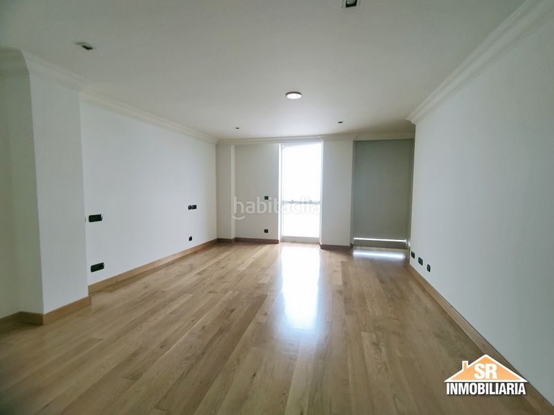 Foto 5991dd47-625e-4ac8-93d0-1e449d062fc1. Rent flat with heating in Monte Alto - Zalaeta - Atocha Coruña (A)