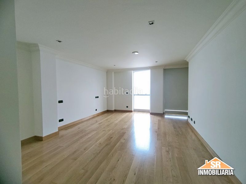 Foto ab0f4ddd-fa11-45dd-a880-b15e0e4d10d4. Rent flat with heating in Monte Alto - Zalaeta - Atocha Coruña (A)