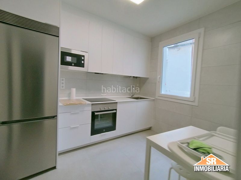 Foto efc25334-08ee-48e1-842a-5e9c7d6bbb79. Rent flat with heating in Monte Alto - Zalaeta - Atocha Coruña (A)