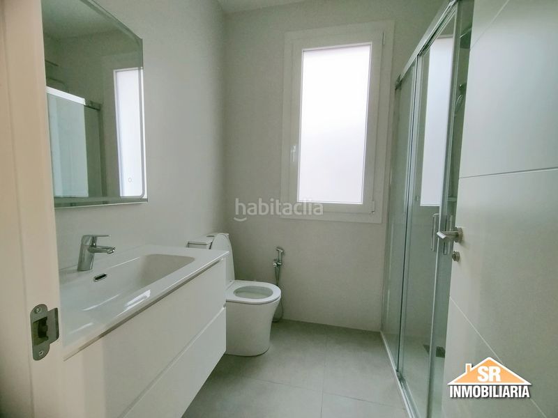 Foto f0533caf-4a7d-4f37-aeb6-cebc137619ec. Rent flat with heating in Monte Alto - Zalaeta - Atocha Coruña (A)