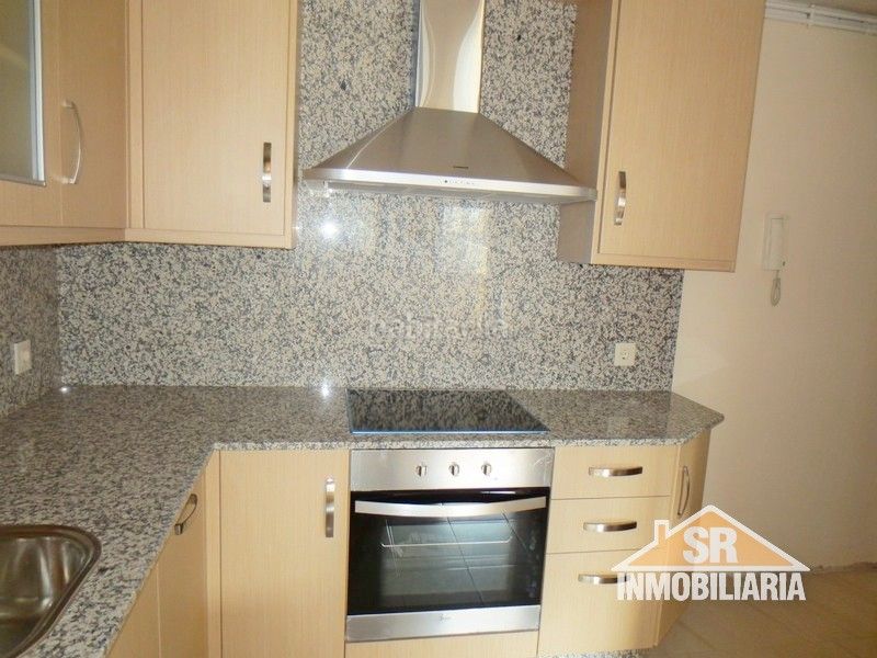 Foto 9493df85-4bc1-4023-b1fd-10d5dd8d35a2. Lloguer pis amb calefacció a Ensanche Coruña (A)